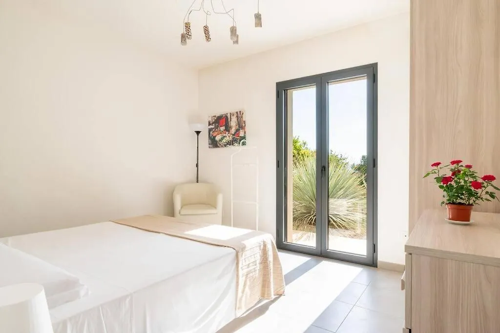 Villa Papeda-Tenuta Il Cavaliere D'Italia Noto-Vista Fronte Mare E Piscina Privata 이탈리아