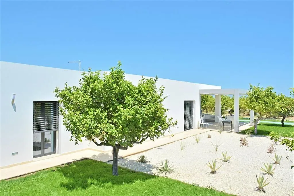 Villa Papeda-Tenuta Il Cavaliere D'Italia Noto-Vista Fronte Mare E Piscina Privata 0*, 노토