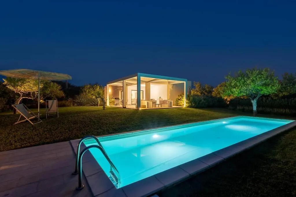 Villa Papeda-Tenuta Il Cavaliere D'Italia Noto-Vista Fronte Mare E Piscina Privata